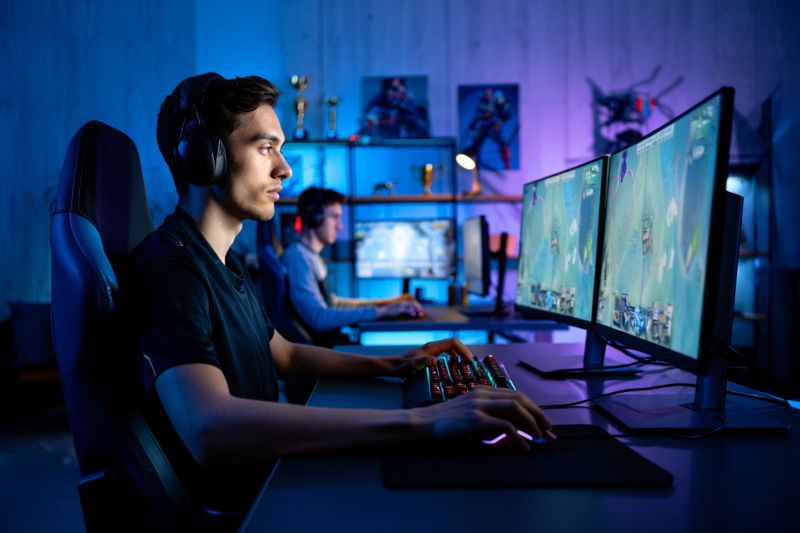 Master Micro and Macro Play Analysis for MOBA Success